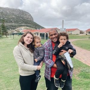 Meet your Posher, Kenia